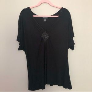 👚 Black Low Cut Elegant Top With Beaded Detail